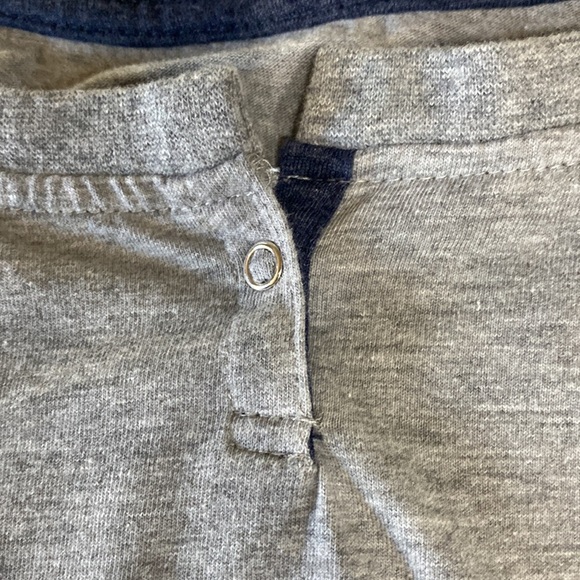 UC Davis Women’s Button Neck Henley size M​ - Picture 3 of 9